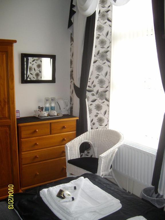 Kelvin House Hotel Torquay Room photo